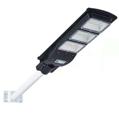 Road Lighting Solution Solar LED Street Light with Mono Solar Panel 150lm/w Luminous Flux